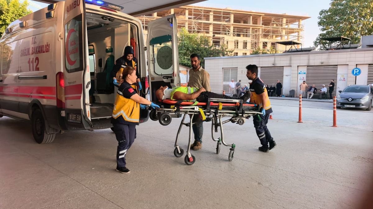 4 metre yükseklikten düşen inşaat işçisi yaralandı