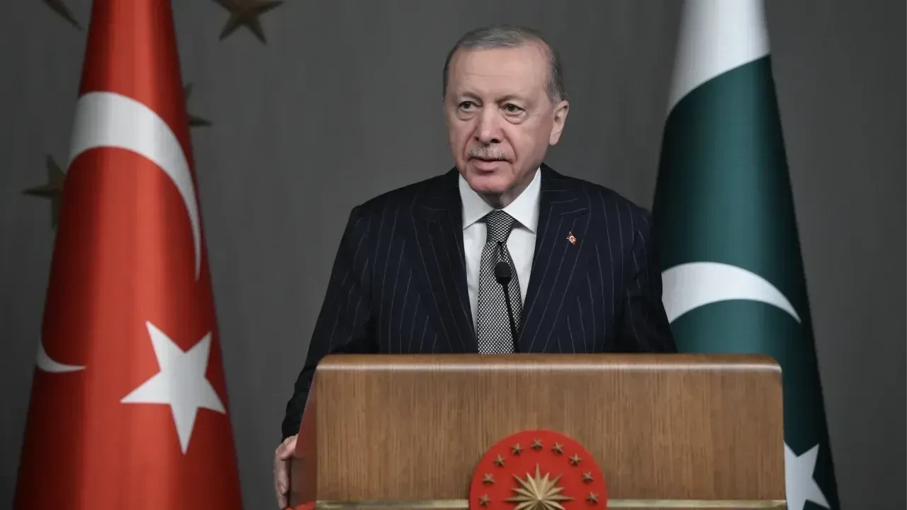 Cumhurbaşkanı Erdoğan’dan Kırkpınar şampiyonuna tebrik: Başpehlivan Erkan Taş’ı kutladı