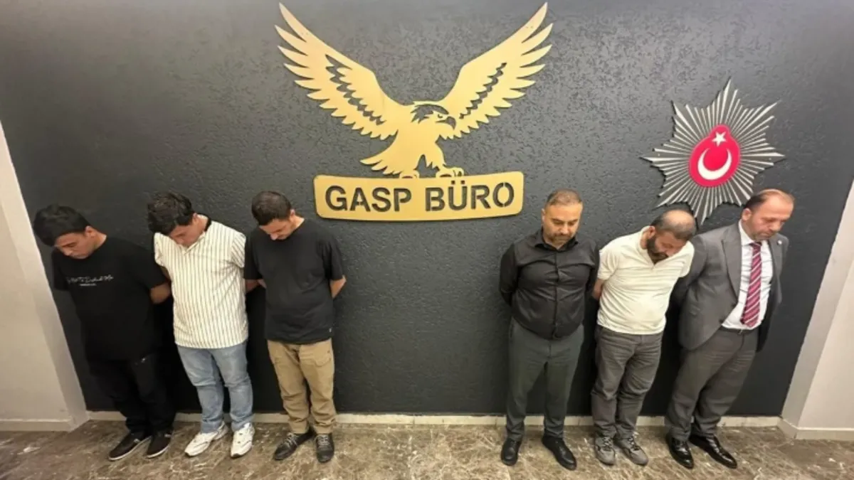 AVM'de sahte denetim soruşturmasında 6 şüpheliye ev hapsi