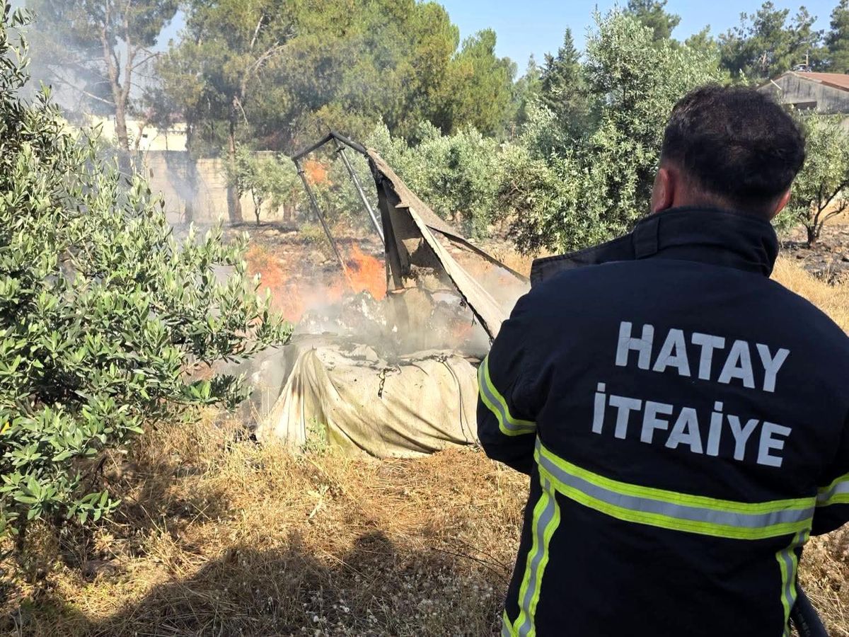 Hassa'da bahçe yangını