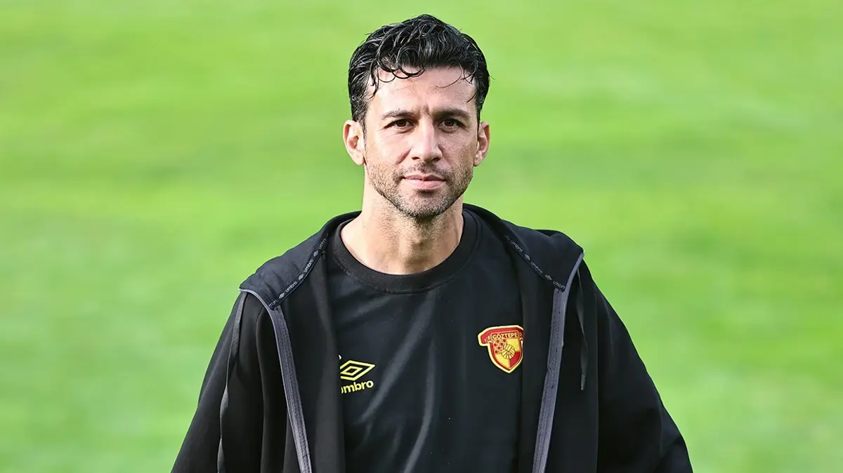 Bir dönem sona erdi! İsmail Köybaşı kariyerini sonlandırdı