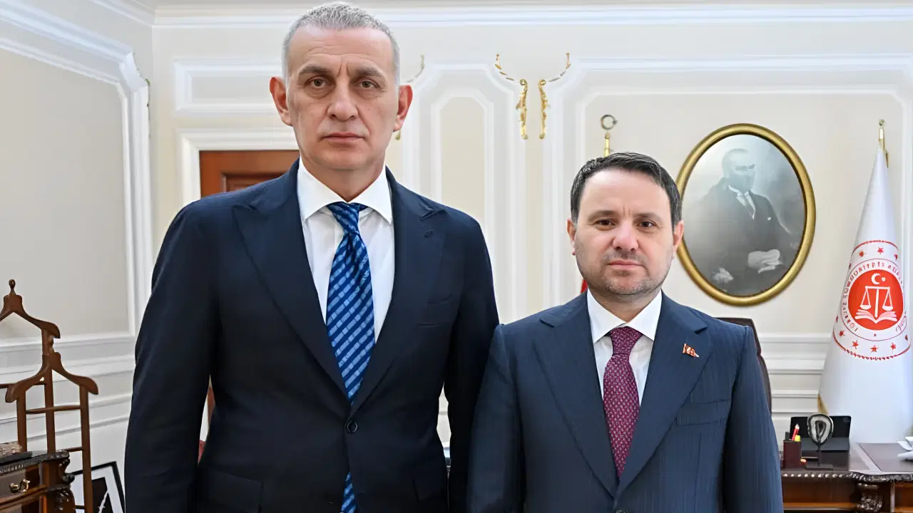 Hacıosmanoğlu, Akın Gürlek'ten 'yasa' istedi: 'Kendisinden özellikle istirhamım...'