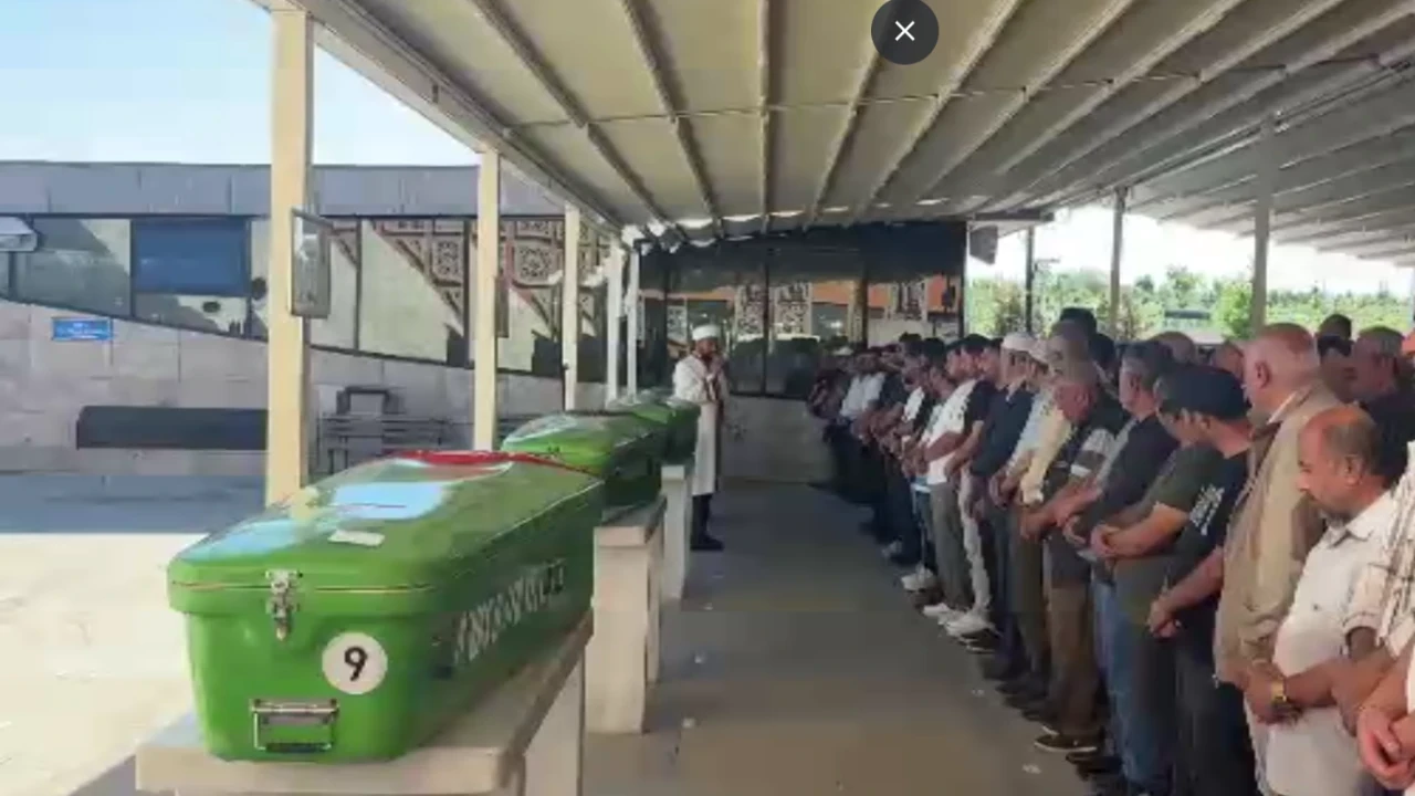 Aileyi yıkan acı tesadüf...Babasının ölüm yıl dönümünde hayatını kaybetti