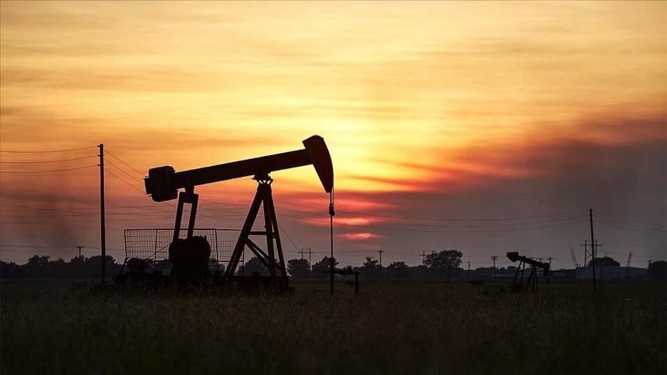 ABD petrol fiyatı tahminini bu yıl için yükseltti