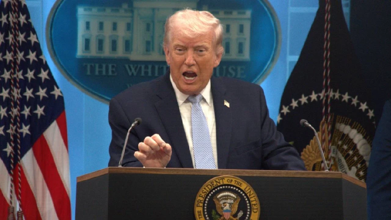 Trump: İran'ın Hürmüz Boğazı'ndaki İHA saldırısı ateşkesin ihlali