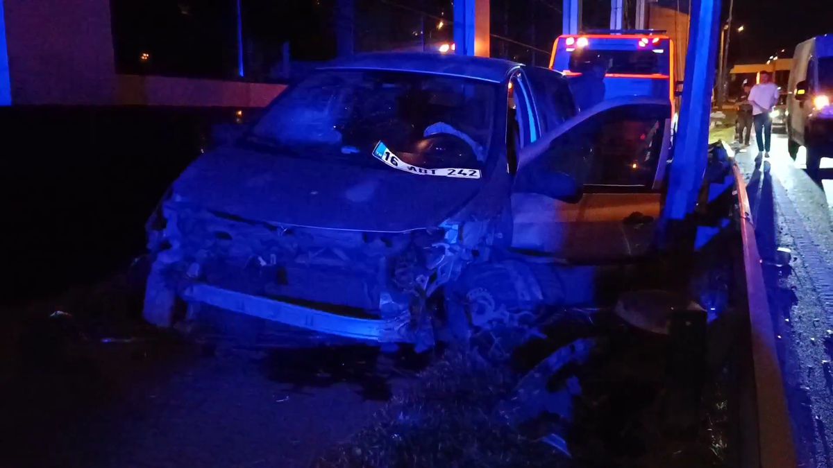 Bursa'da otomobil ile kamyonet çarpıştı: 2 yaralı