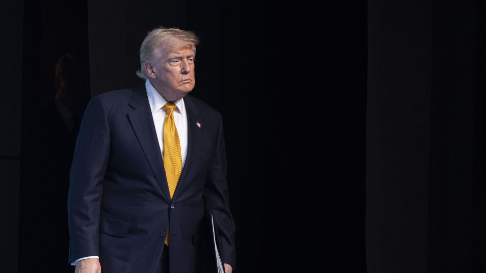 ABD Başkanı Trump'tan İran açıklaması: Saldırılar sürecek, anlaşma mümkün
