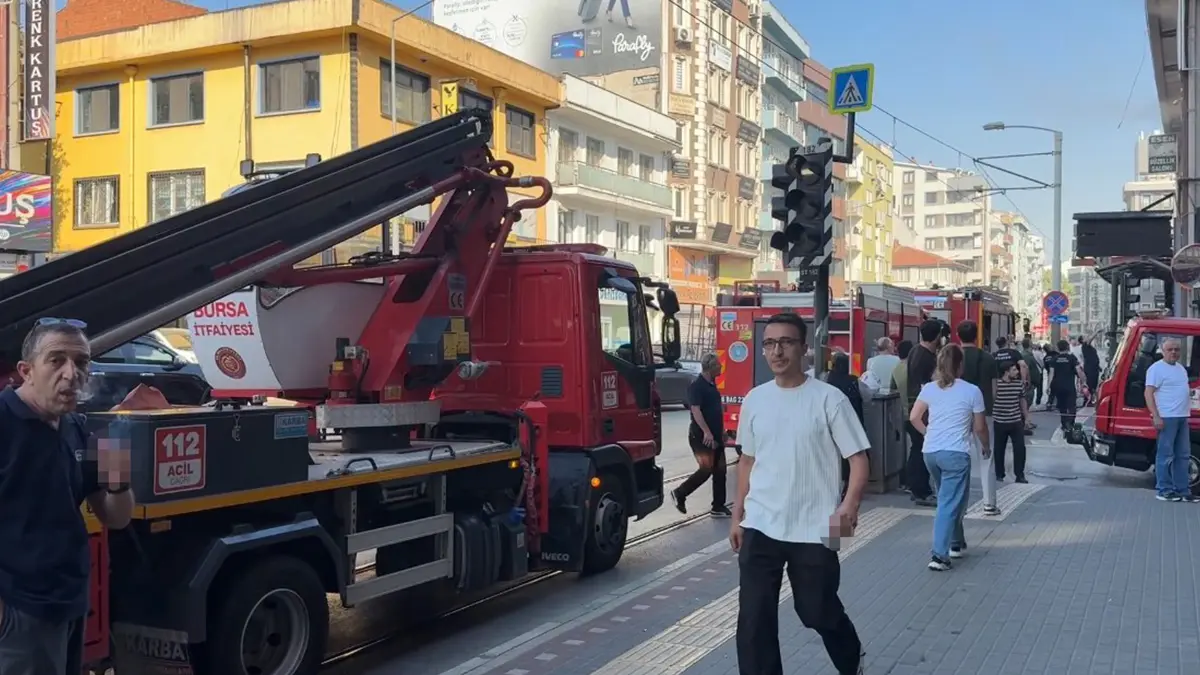 Bursa'da baca yangını: Alevleri komşular gördü