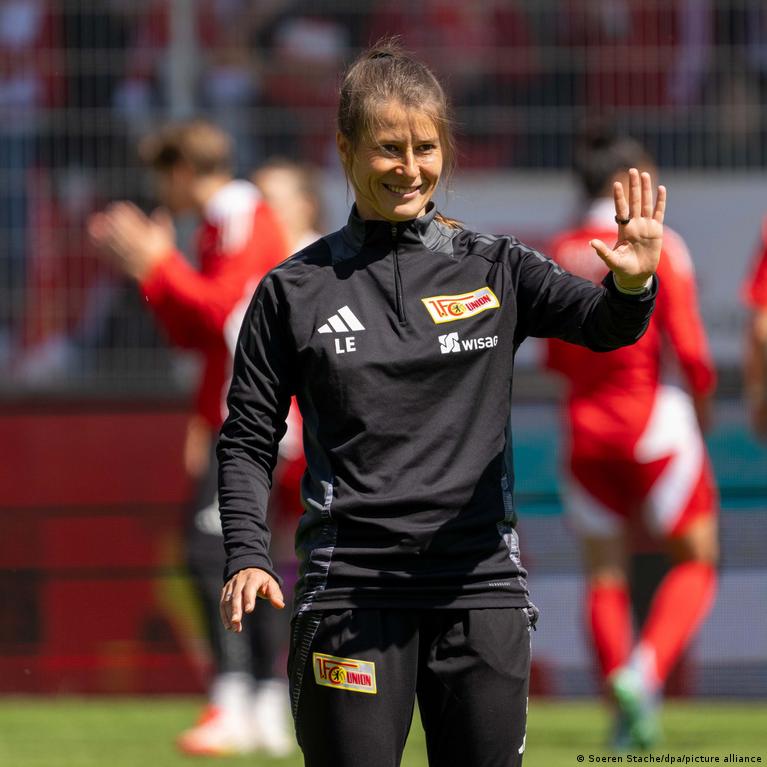 Bundesliga'nın ilk kadın teknik direktörü: Marie-Louise Eta