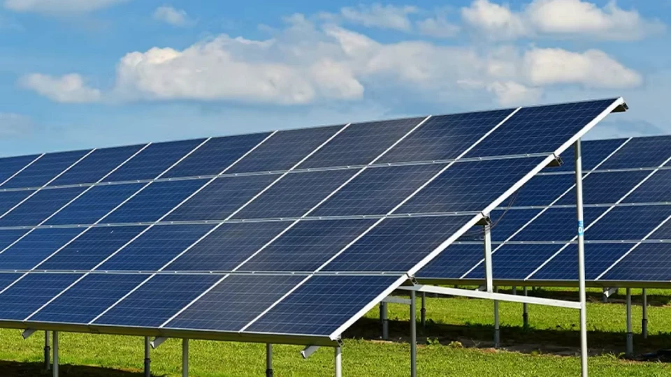 Yapay zeka faturayı katladı, vatandaş çözümü çatıda buldu! Enerjinin yeni kralı belli oldu!
