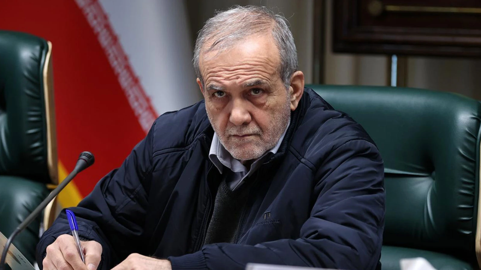 Pezeşkiyan: Hayati altyapıları hedef alma tehdidi çaresizliğin göstergesidir