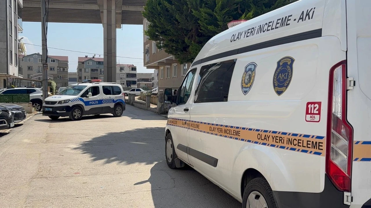 Bursa'da husumetli kardeşler birbirini bıçakladı