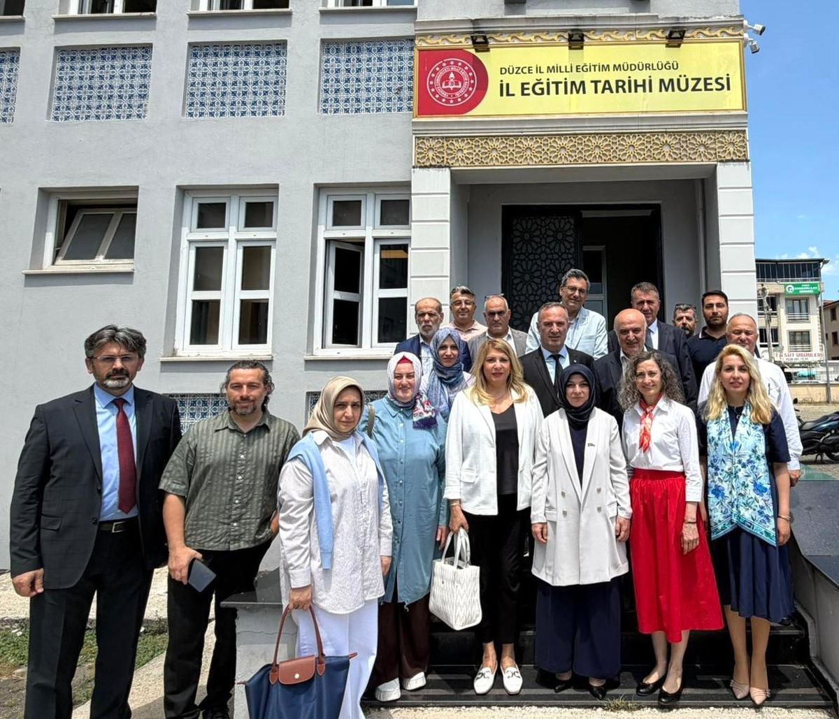 Düzce'de Nadir Eserler Sempozyumu: Kültürel Miras Geleceğe Taşınıyor