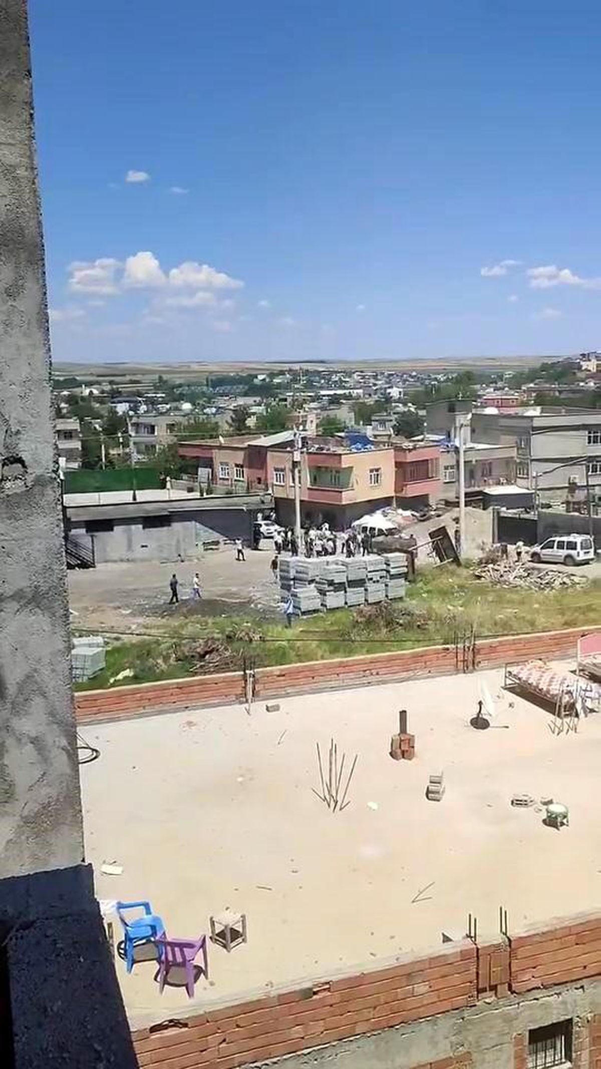 Diyarbakır'da iki grup arasında silahlı kavga: 4 yaralı
