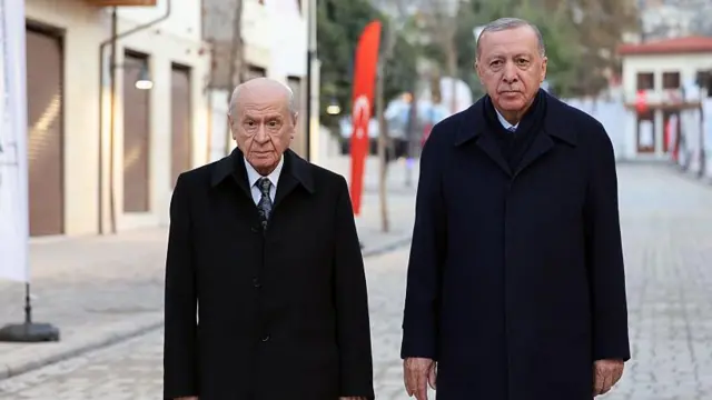 Bahçeli'nin Öcalan'a 'barış koordinatörlüğü' önerisi AKP'de nasıl karşılık buldu?