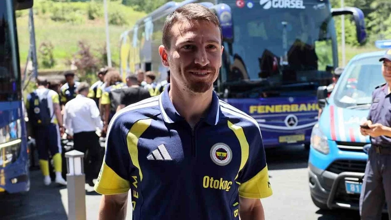 Fenerbahçe Mert Hakan Yandaş'ın sözleşmesini uzattı: Maaşı gündem oldu