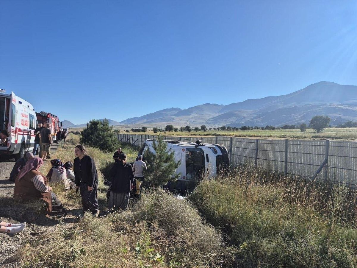 Kahramanmaraş’ta tarım işçilerini taşıyan araç devrildi: 19 yaralı