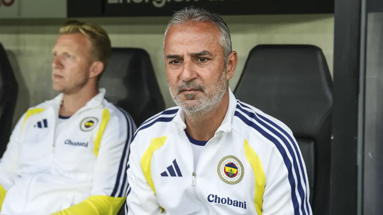 Fenerbahçe'de sıcak saatler: Eski yıldız geri dönüyor!