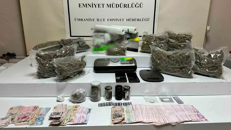 Ümraniye’de "zula evi" operasyonu: 4 kilo uyuşturucu madde ele geçirildi