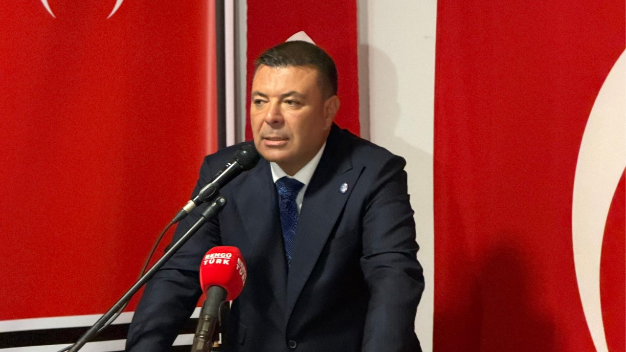 MHP Genel Başkan Yardımcısı Özgür Bayraktar, Kırşehir İl Kongresi'nde konuştu: Hedef güçlü Türkiye, huzurlu bölge demektir