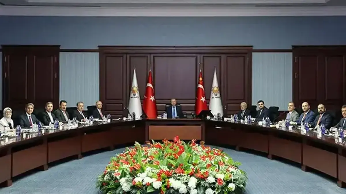 AK Parti, Cumhurbaşkanı Erdoğan başkanlığında toplandı
