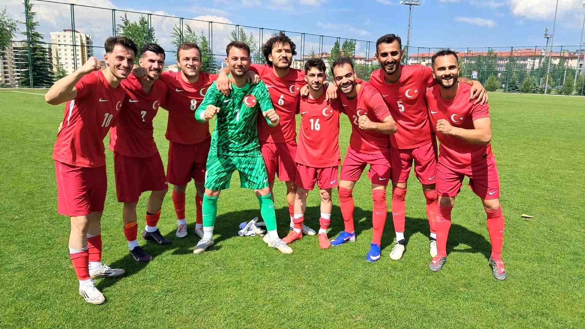UEFA Regions Cup'ta yarı final heyecanı
