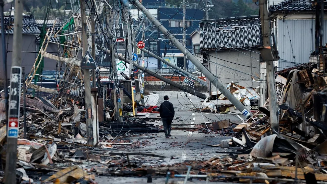 Japonya'da 5,8 büyüklüğünde deprem