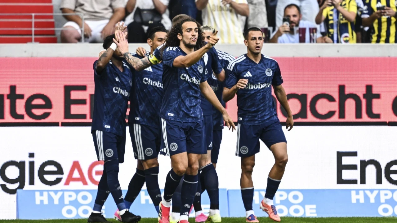 Fenerbahçe, Avusturya kampında üçte üç yaptı