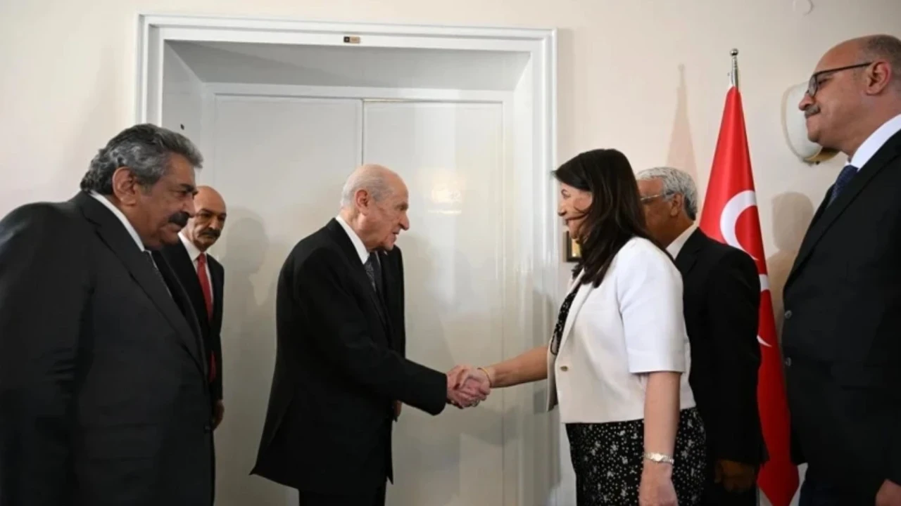 DEM Parti heyetinden Bahçeli'ye ziyaret