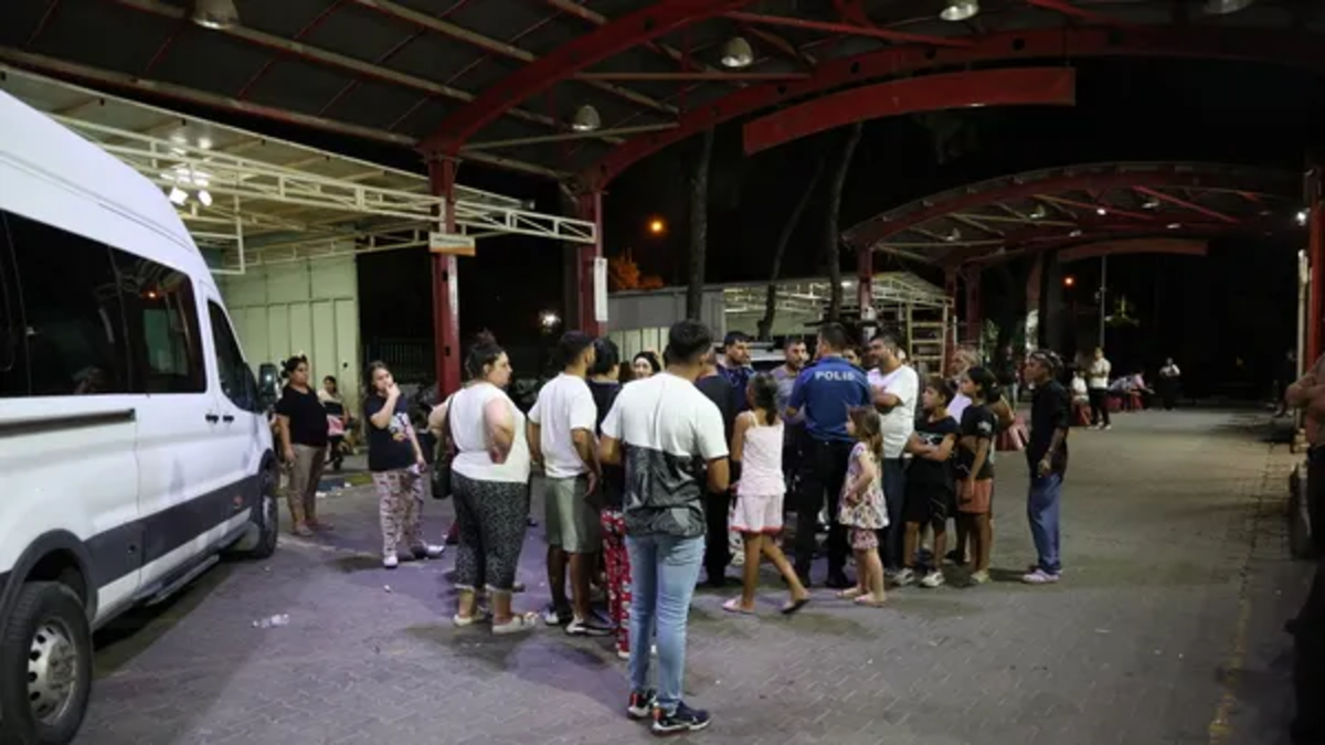 İzmir'de kan donduran vahşet! Akrabası tarafından evinde dehşeti yaşadı
