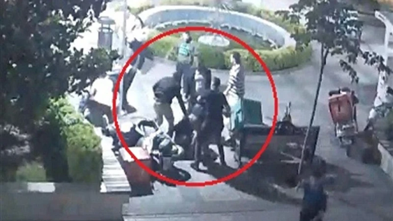 Motokuryeler ile işletme sahipleri arasında yaralanmalı kavga: 10 şüpheli serbest bırakıldı