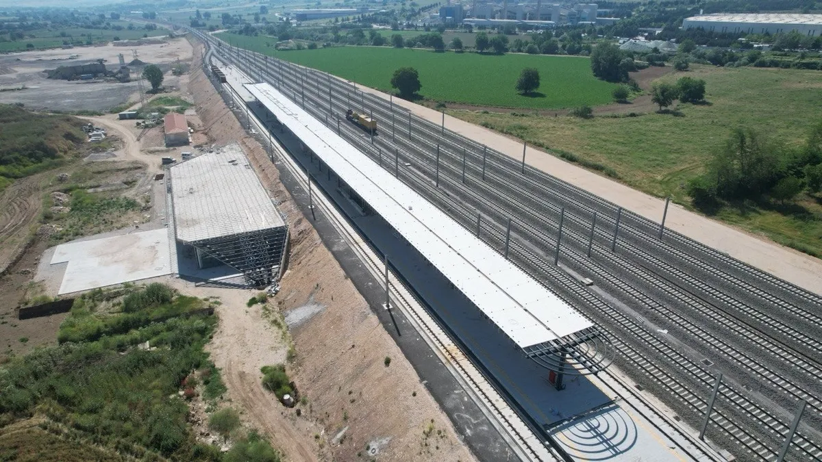 İstanbul, Ankara ve Bursa'da yaşayanlara hızlı tren müjdesi: Seyahat süresi 2 saat 15 dakikaya düşecek