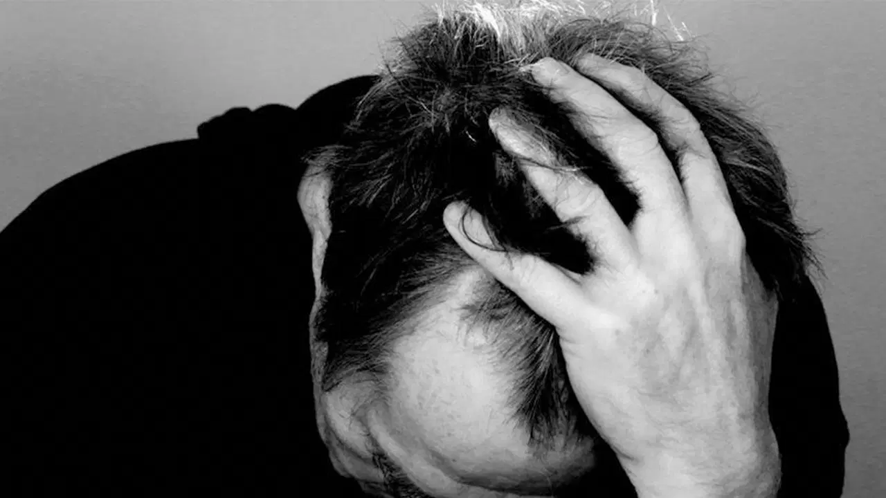 Hayatından hiçbir şekilde memnun kalmayan 4 erkek burcu: Bu burçlar kronik huzursuzluk çekiyor
