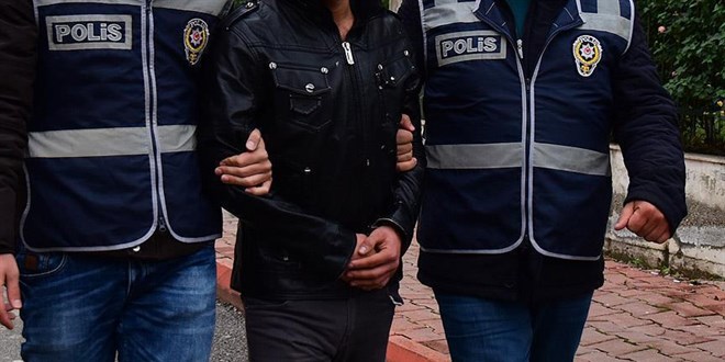 Ankara'da FETÖ operasyonu: 4 kamu görevlisi gözaltına alındı