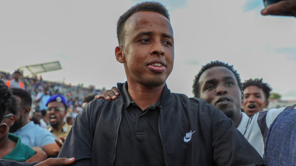 UEFA'dan karar: ABD'ye alınmayan Somalili hakeme görev!