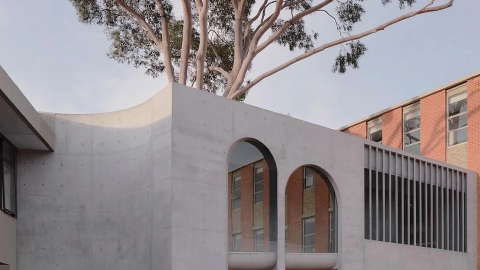 Marcellin College Yaya Köprüsü Galeriye Dönüştü