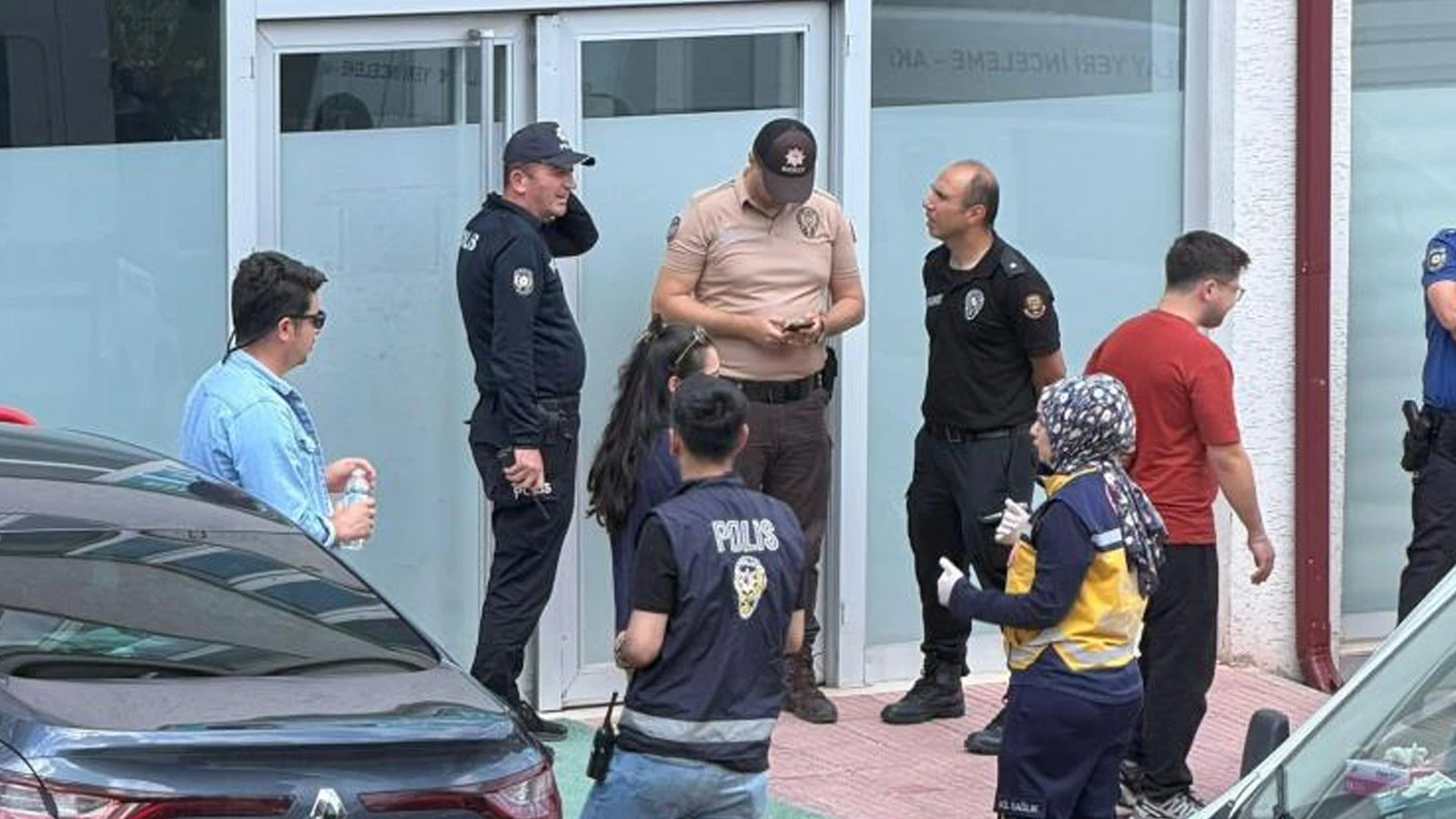 Bilecik'te görevi başında kalp krizi geçiren polis memuru hayatını kaybetti