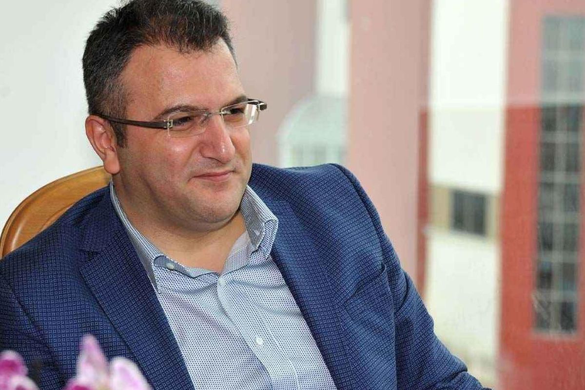 Cem Küçük'ten sürpriz karar! 10 yıl sonra yollar ayrıldı