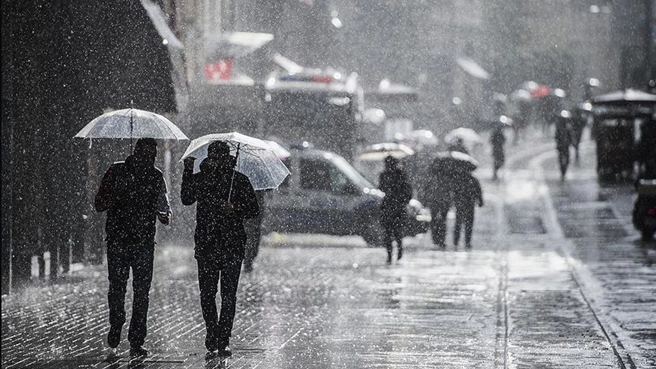 Meteoroloji 11 İli Uyardı: Sağanak Geliyor