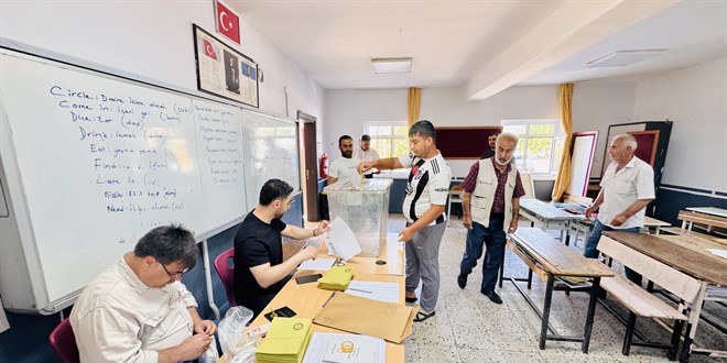 Narin Güran'ın mahallesinde muhtarlık seçimi için sandık kuruldu