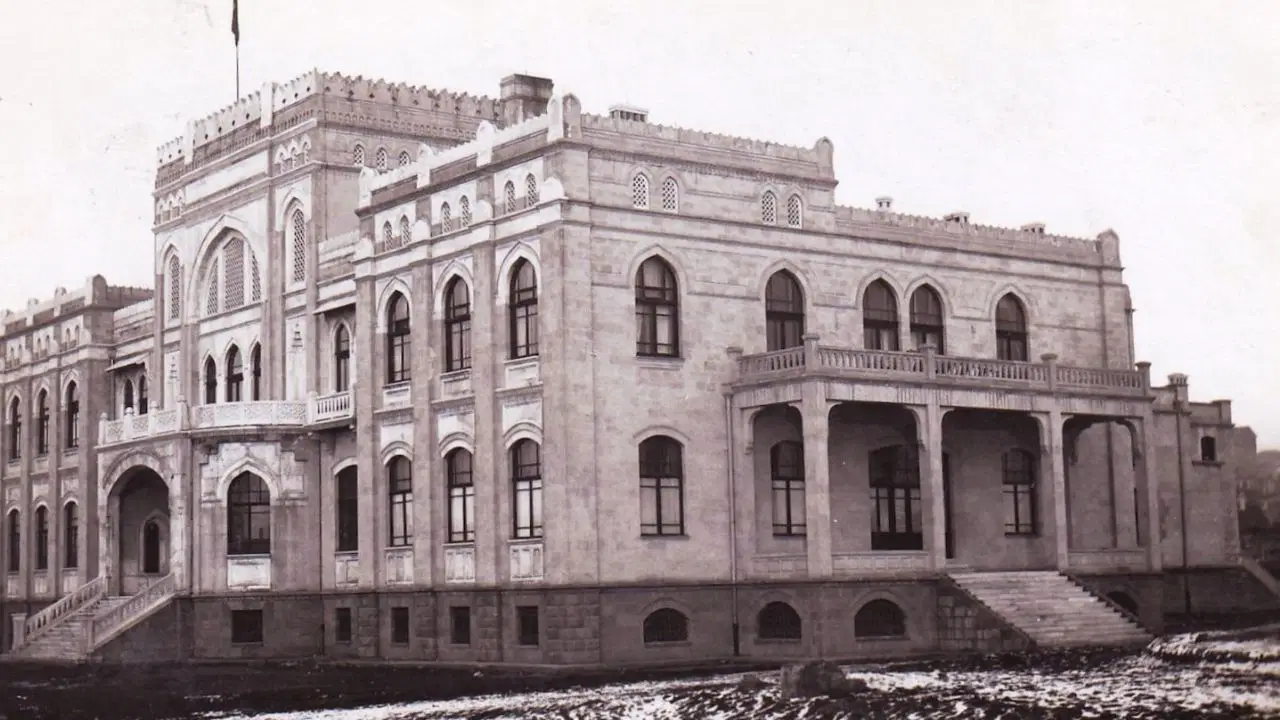 Duvarlara kazınan Cumhuriyet