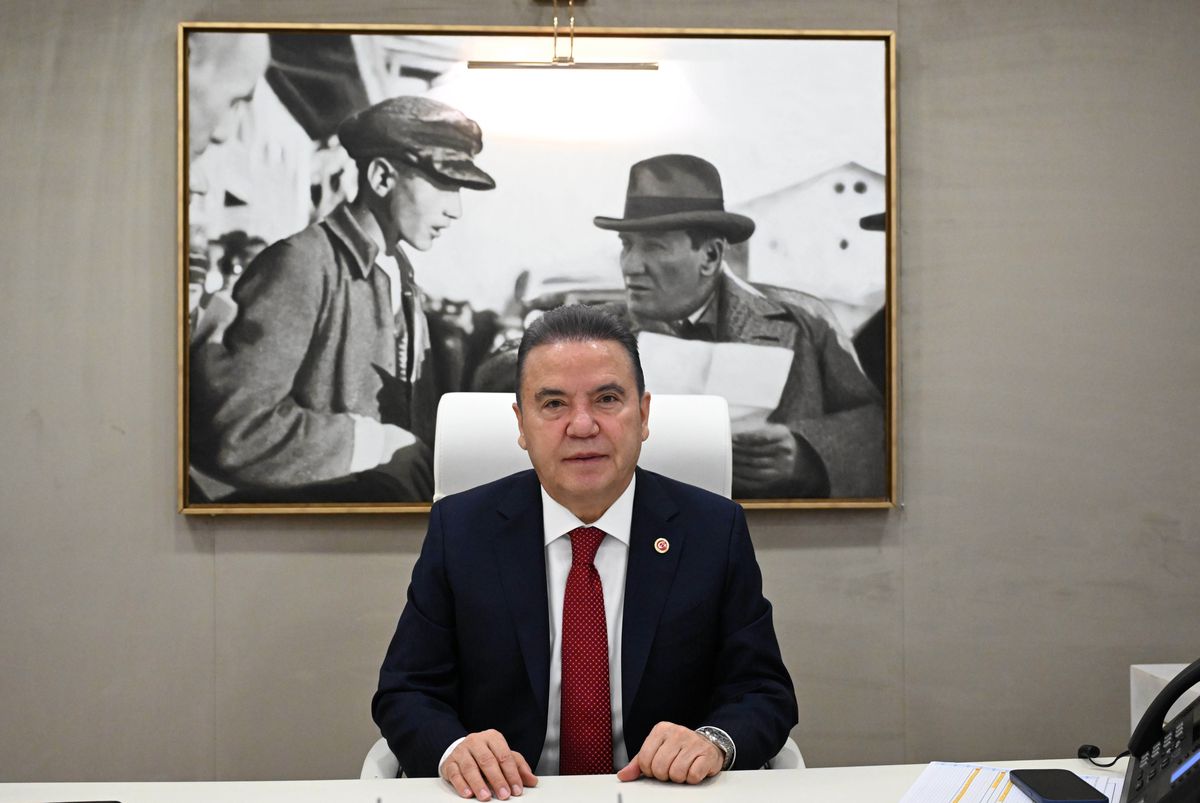 Muhittin Böcek: Ekrem İmamoğlu benden 15 milyon avro destek istedi