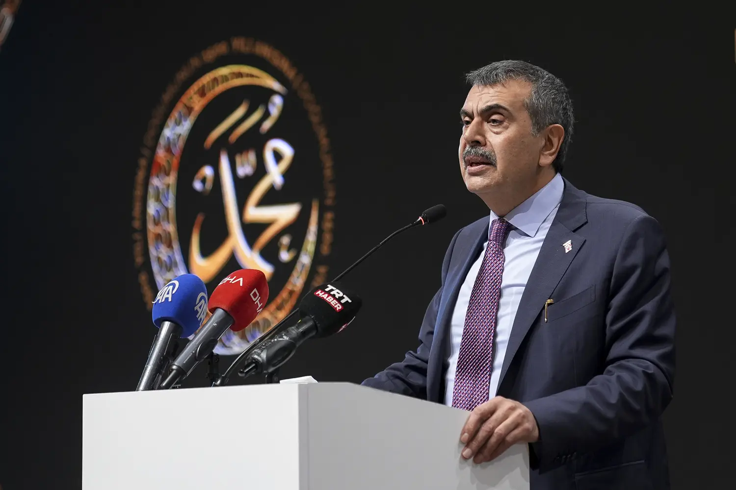 Bakan Tekin'den 'yapay zeka' vurgusu: Eğitim öğretim süreçlerinin bir parçası yaptık
