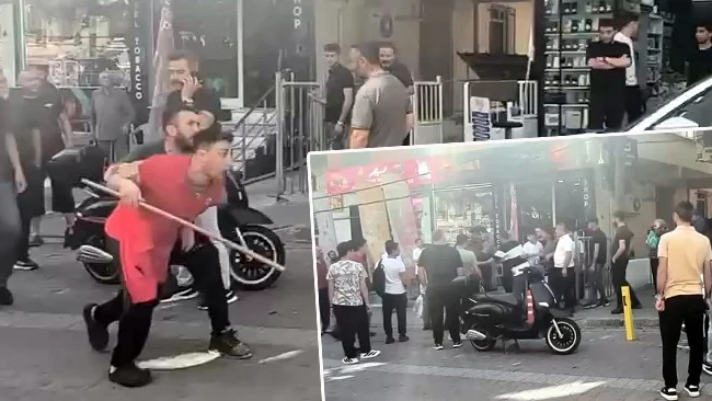Avcılar'da iki grup arasında yumruklu ve sopalı kavga: Sokak kavgası kamerada