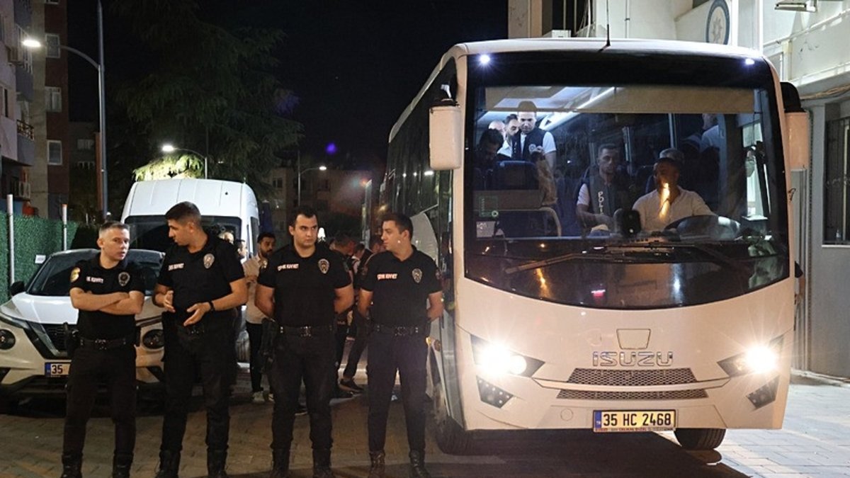 Seferihisar Belediyesi soruşturmasında yeni gelişme: Belediye Başkanı İsmail Yetişkin dahil 20 şüpheli adliyede!