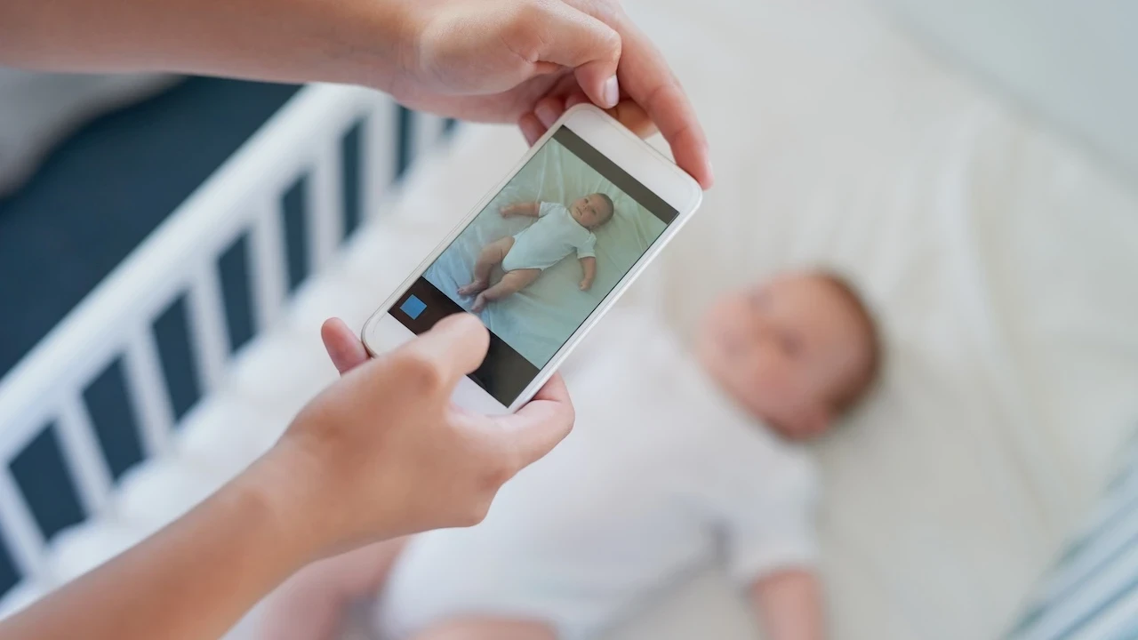 Ebeveynlere uyarı: Çocuklarınızın fotoğraflarını paylaşmayın