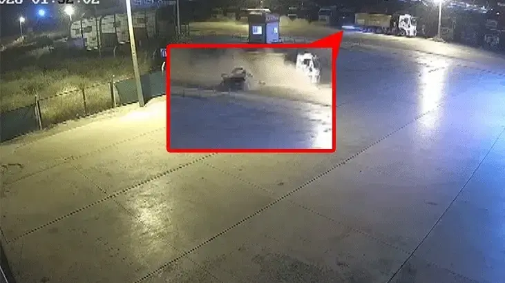 Polatlı'da otomobil kamyona çarptı: 4 kişi öldü