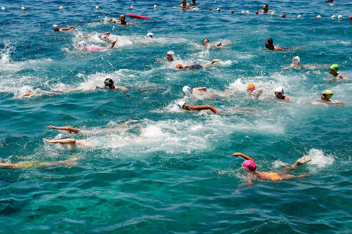 Meis-Kaş Maratonunda dostluğa kulaç atıldı