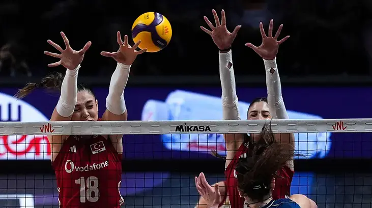 ŞAMPİYON FİLENİN SULTANLARI! Türkiye 2026 Milletler Ligi final maçında Brezilya'yı mağlup etti ve altın madalyanın sahibi oldu