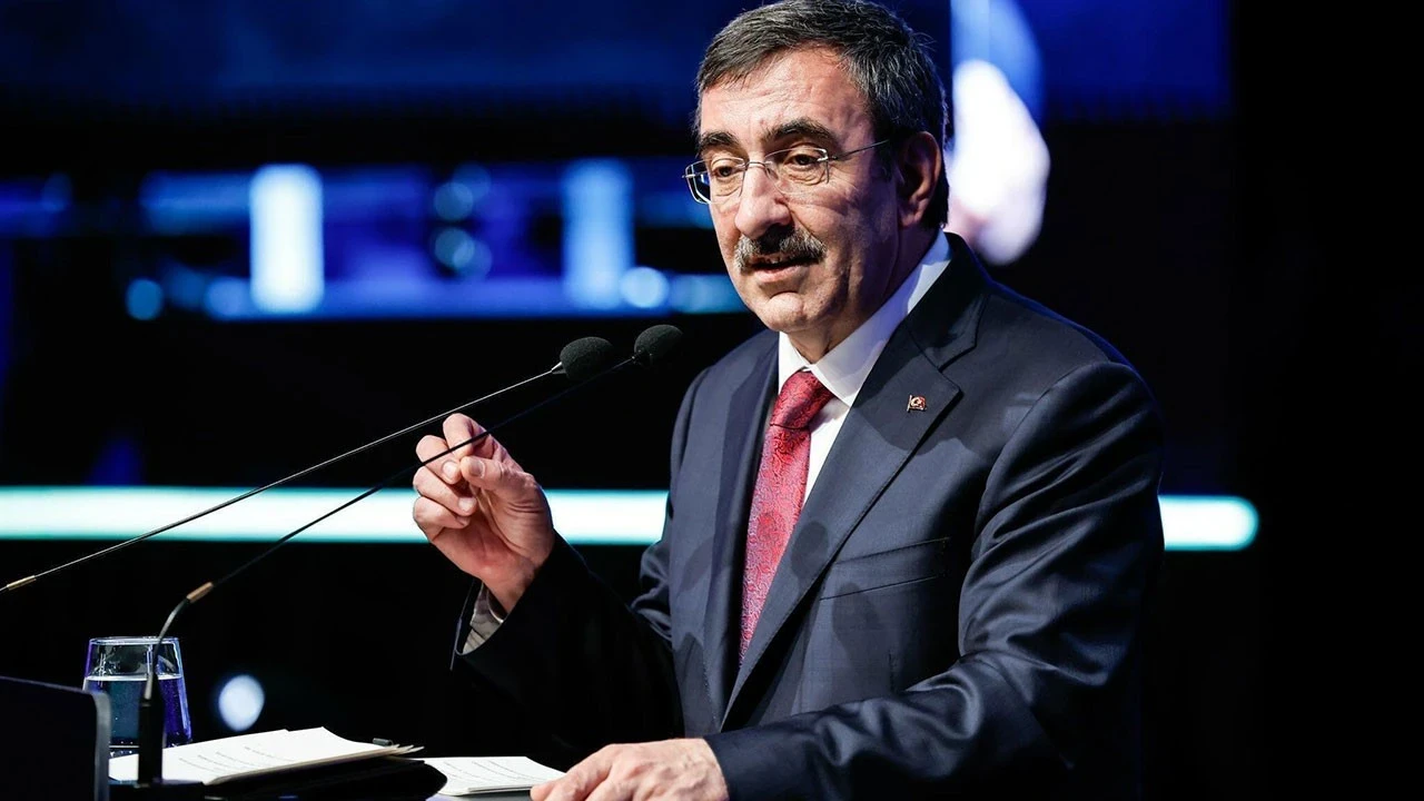 Cevdet Yılmaz’dan emekli ve memura ek zam açıklaması